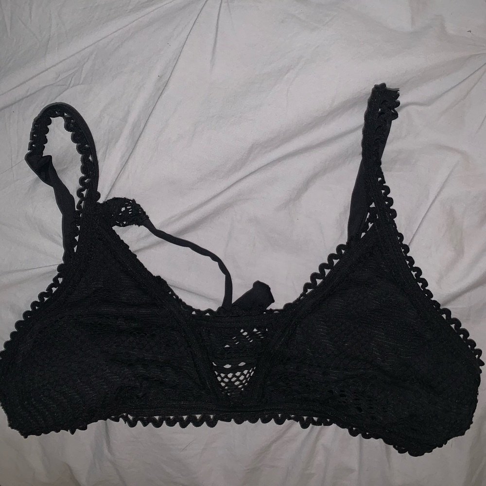 L SPACE BIKINI TOP